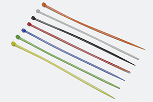 在扎带生产过程中需要特殊的机器